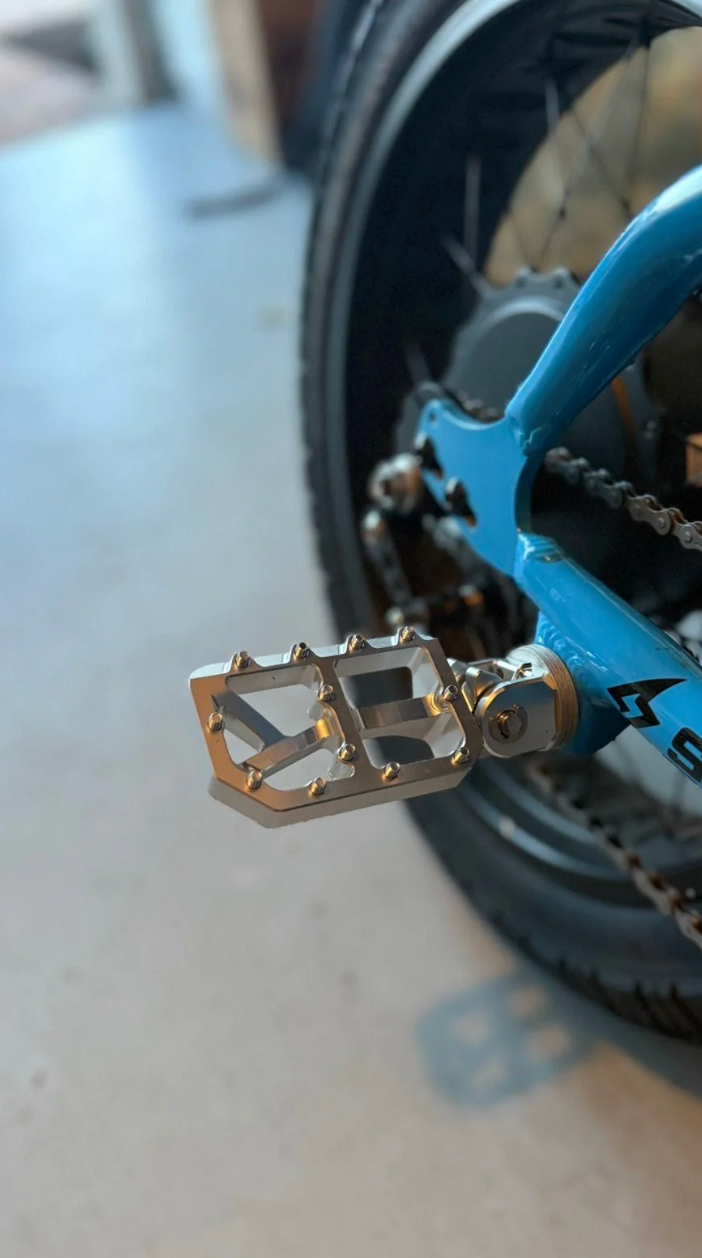 Upgraded Foot Pegs for Super73